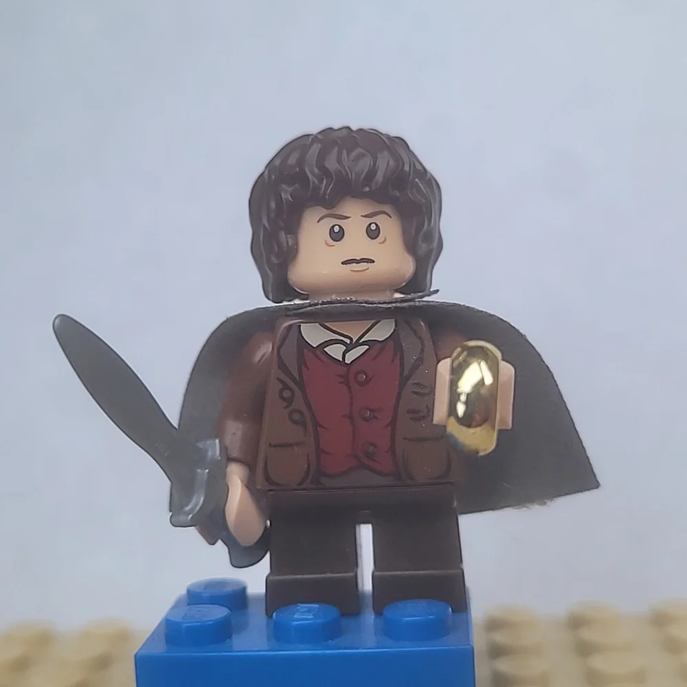 Lego Lord Of The Rings Frodo Baggins Minifigure - Picture 1 of 6